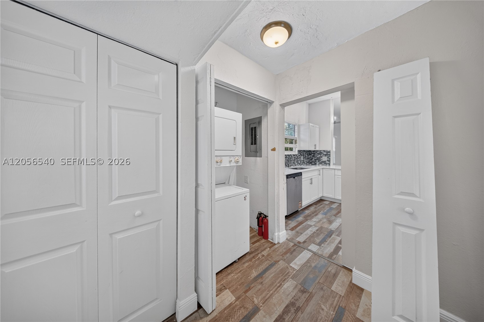 BOYNTON HEIGHTS - Residential