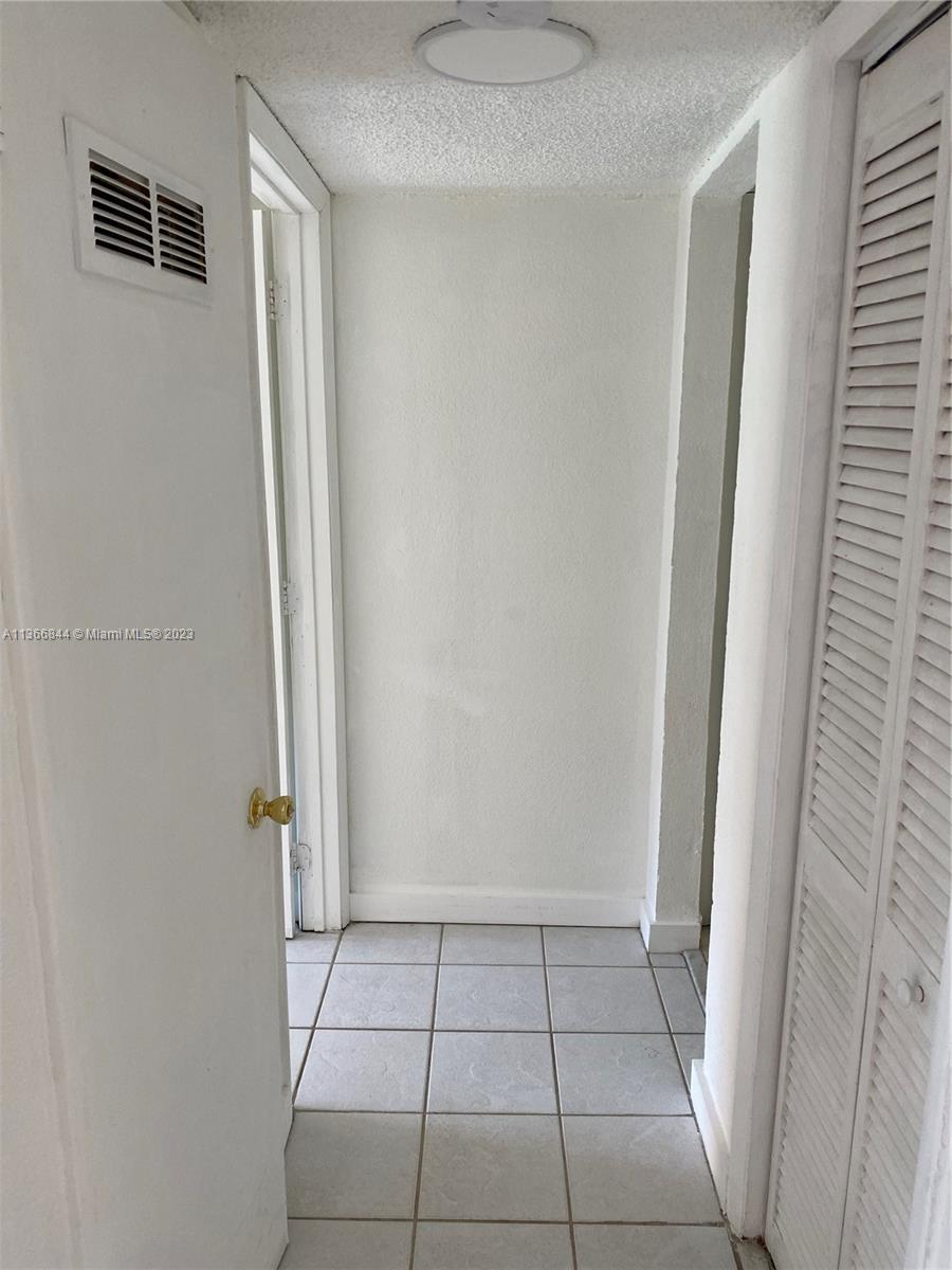 BELLA VILLAS CONDO - Residential Lease