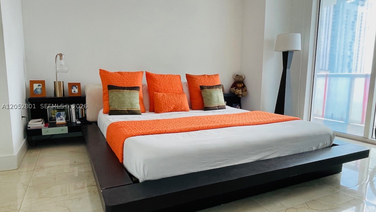 50 BISCAYNE CONDO - Residential