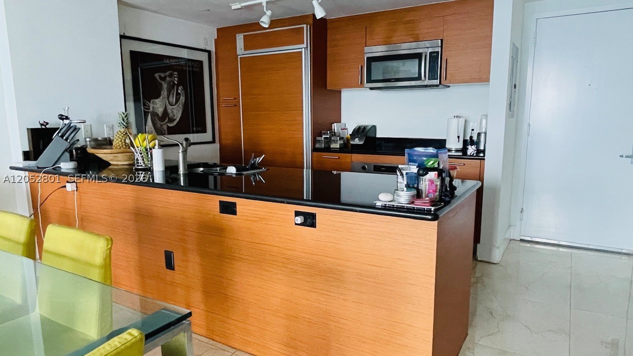 50 BISCAYNE CONDO - Residential