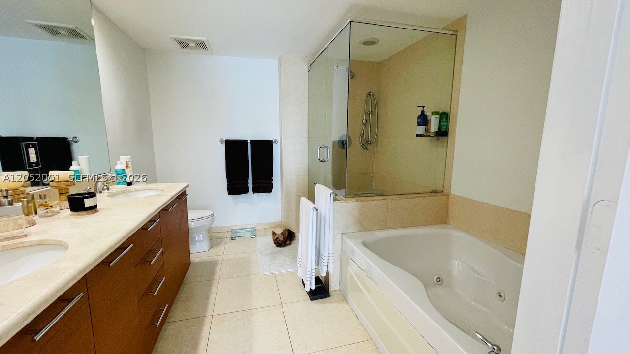 50 BISCAYNE CONDO - Residential