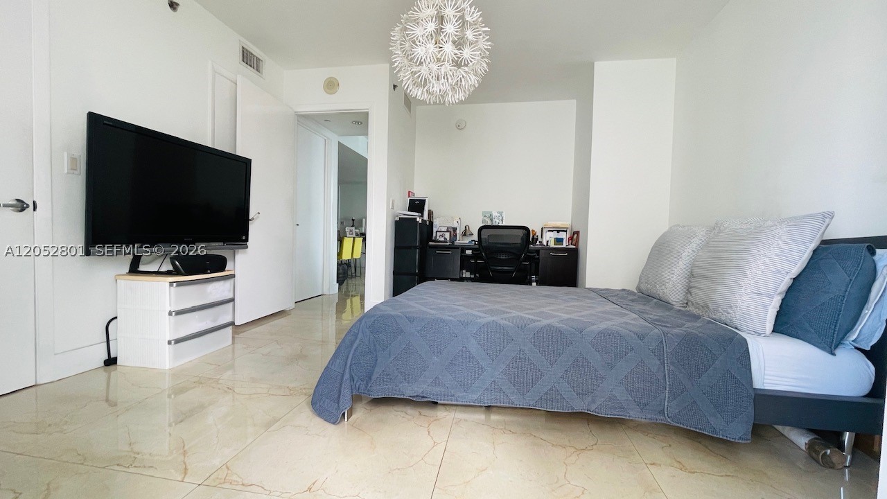 50 BISCAYNE CONDO - Residential