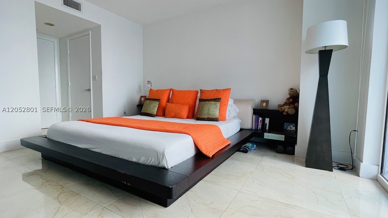 50 BISCAYNE CONDO - Residential