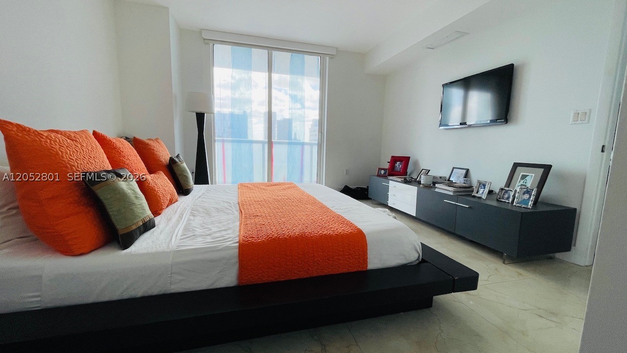 50 BISCAYNE CONDO - Residential