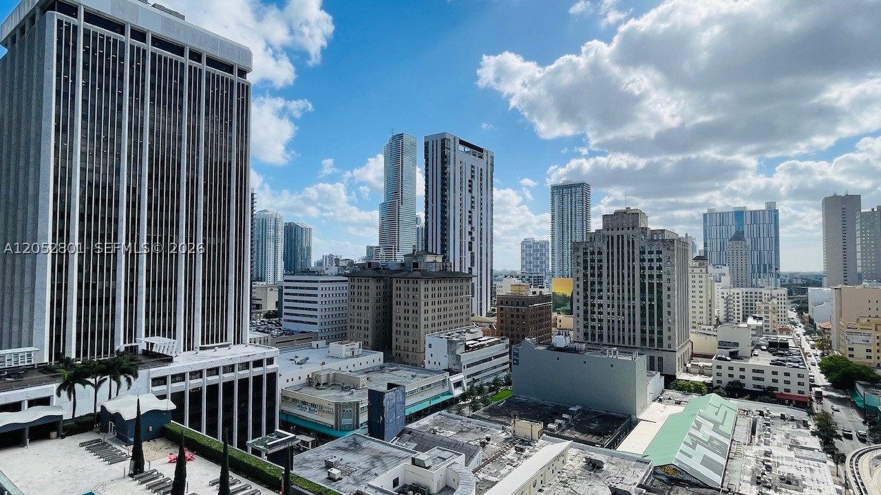 50 BISCAYNE CONDO - Residential