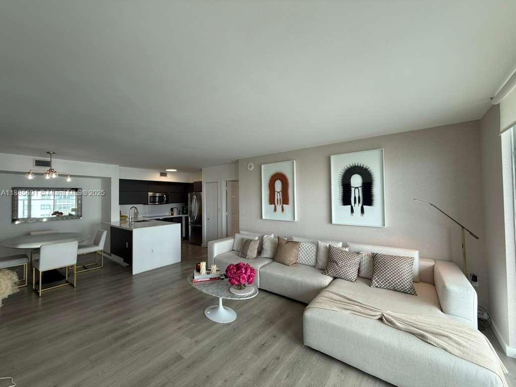 Enjoy breathtaking Bay and Brickell Key views from this split 2/2 bedroom unit at The Mark on Brickell. 
Unit was completely renovated in 2022/2023 and includes a brand new kitchen with stainless steel appliances, new flooring, new built in closets, new baseboards, new window treatments, new water heater, new electrical outlets new lighting and more. 
Please schedule showings through showing assist. 

Update: Pool just closed for repairs as of October 6 !!!

Residents can use the Hyatt Centric pool across the street with a $5 day pass !!!!