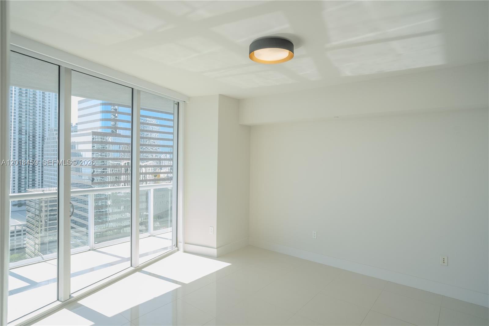 ICON BRICKELL NO TWO - Residential