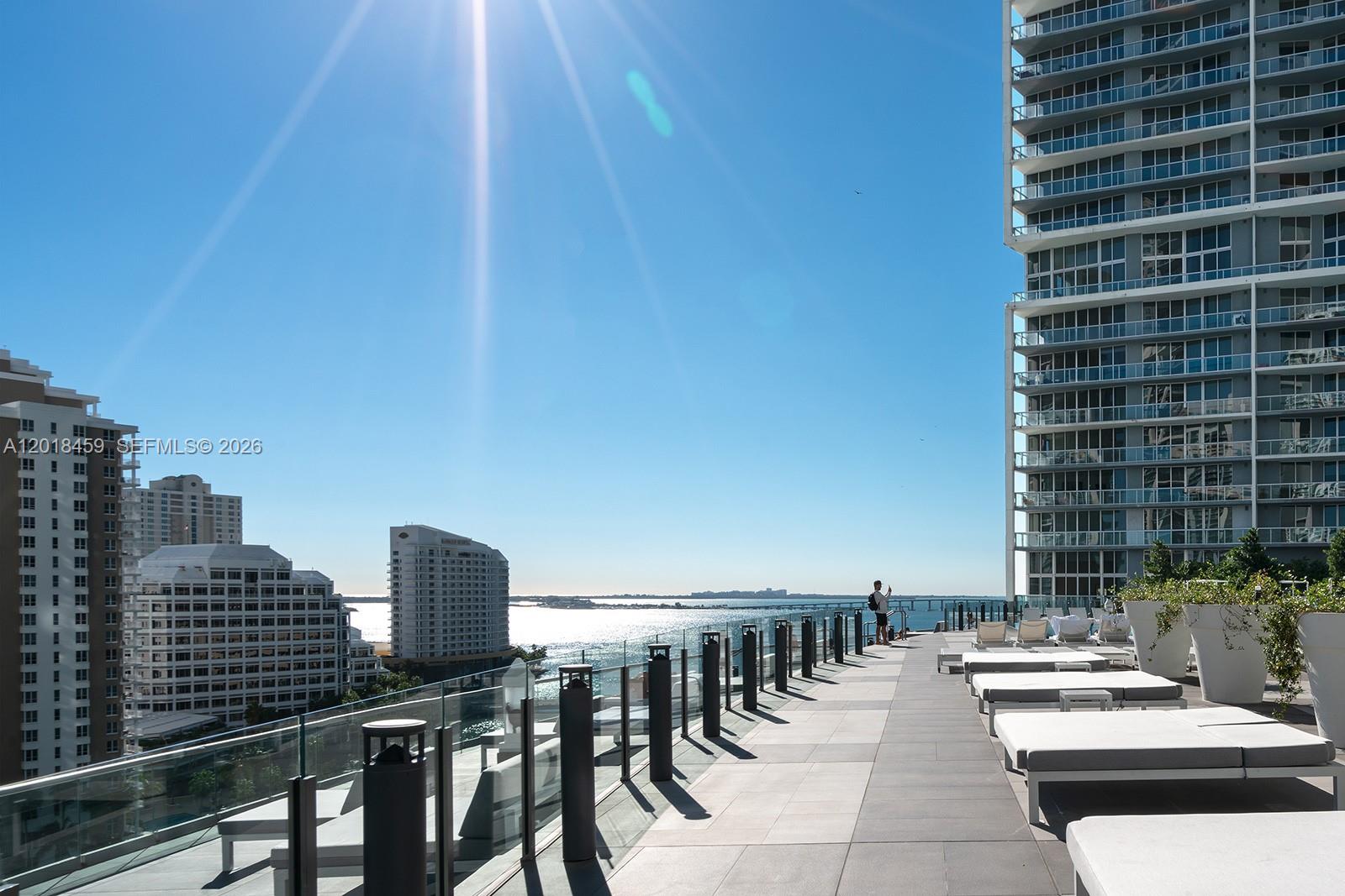 ICON BRICKELL NO TWO - Residential