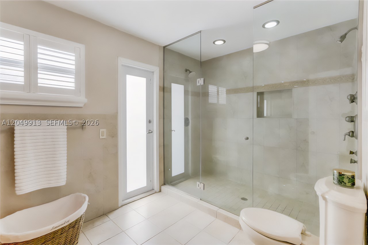 West Lakes Gardens 1st Add - Residential