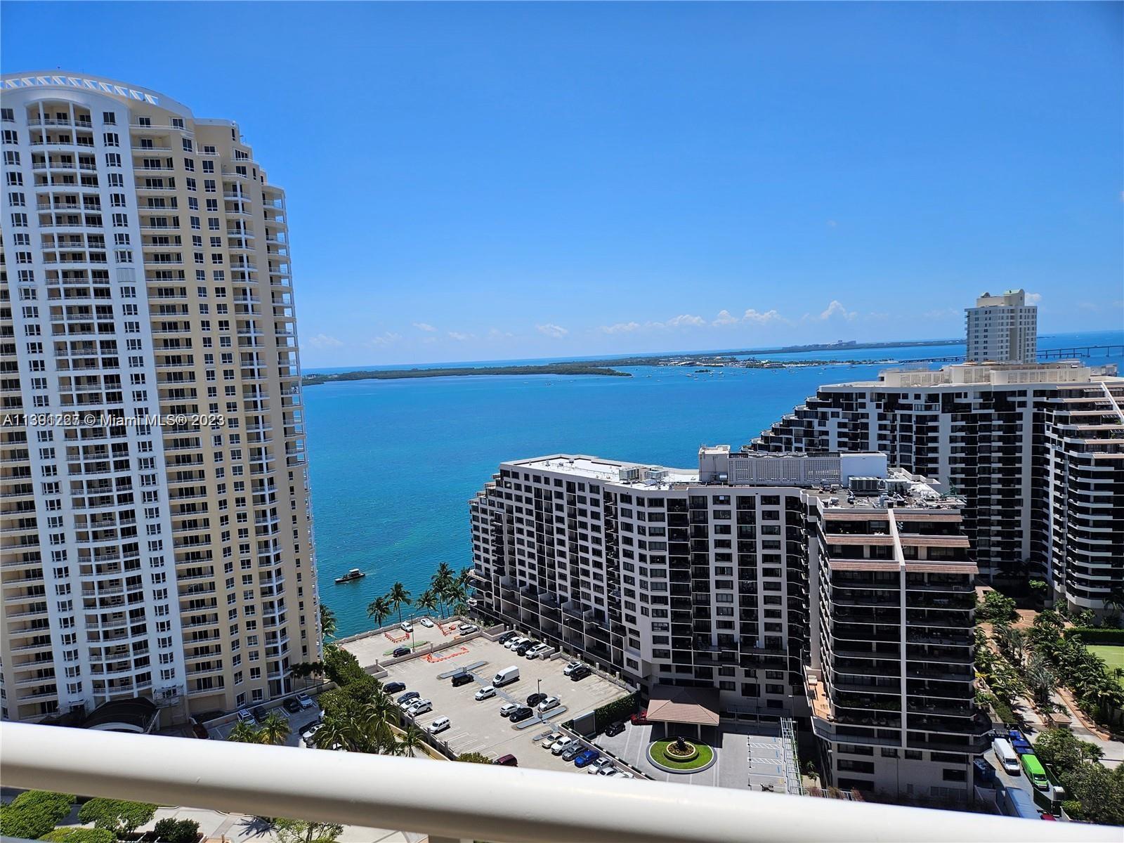 ONE TEQUESTA POINT - Residential Lease
