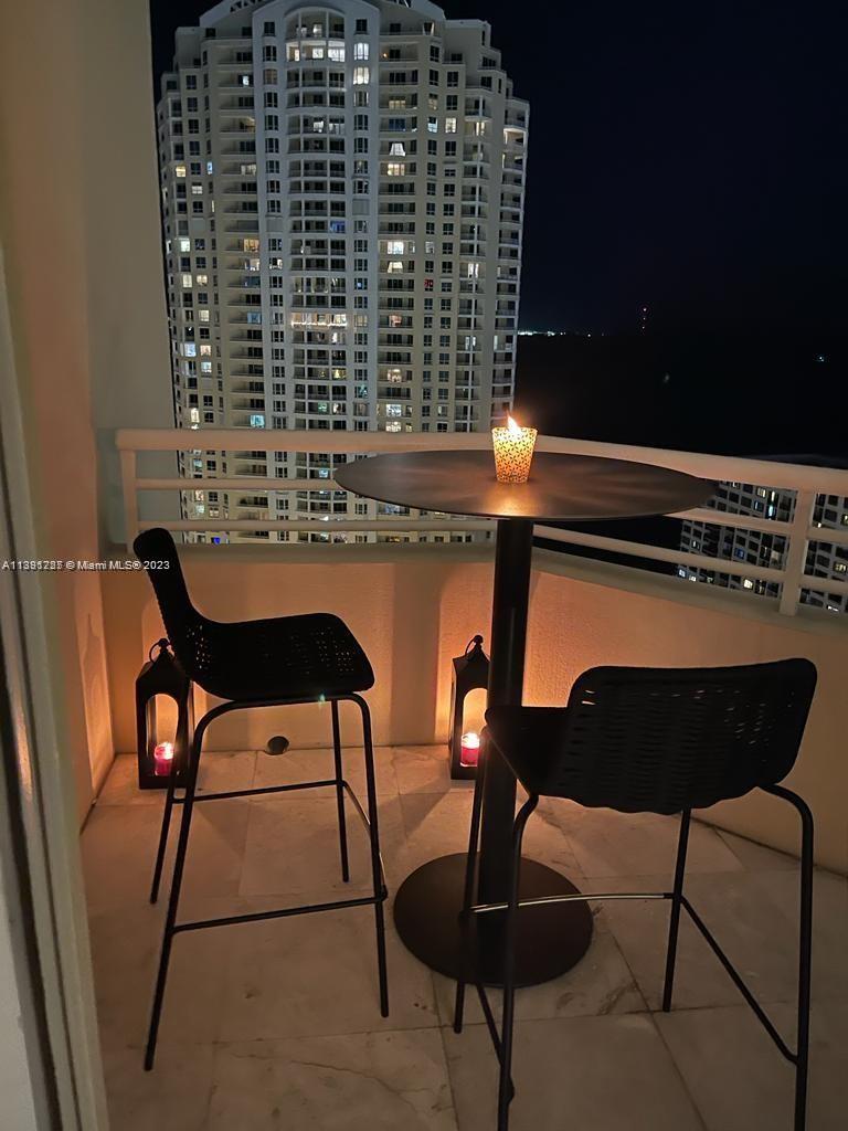 ONE TEQUESTA POINT - Residential Lease