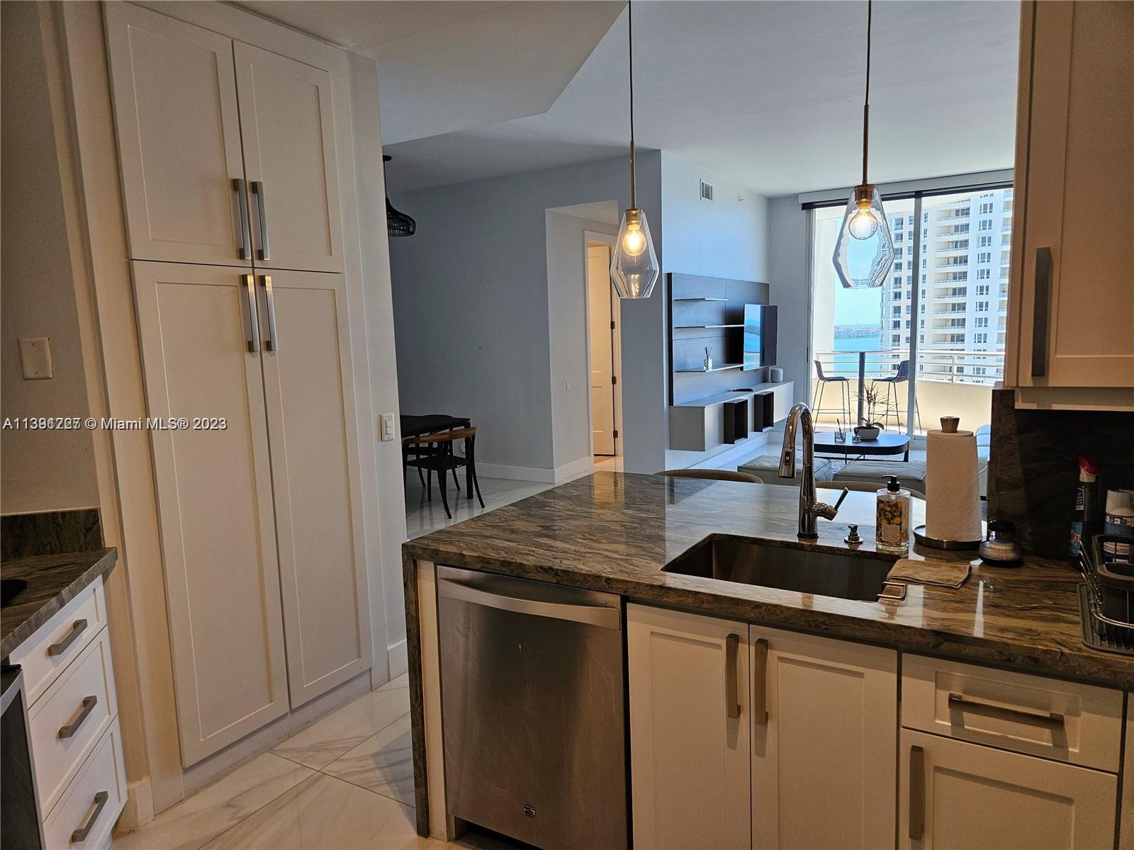ONE TEQUESTA POINT - Residential Lease