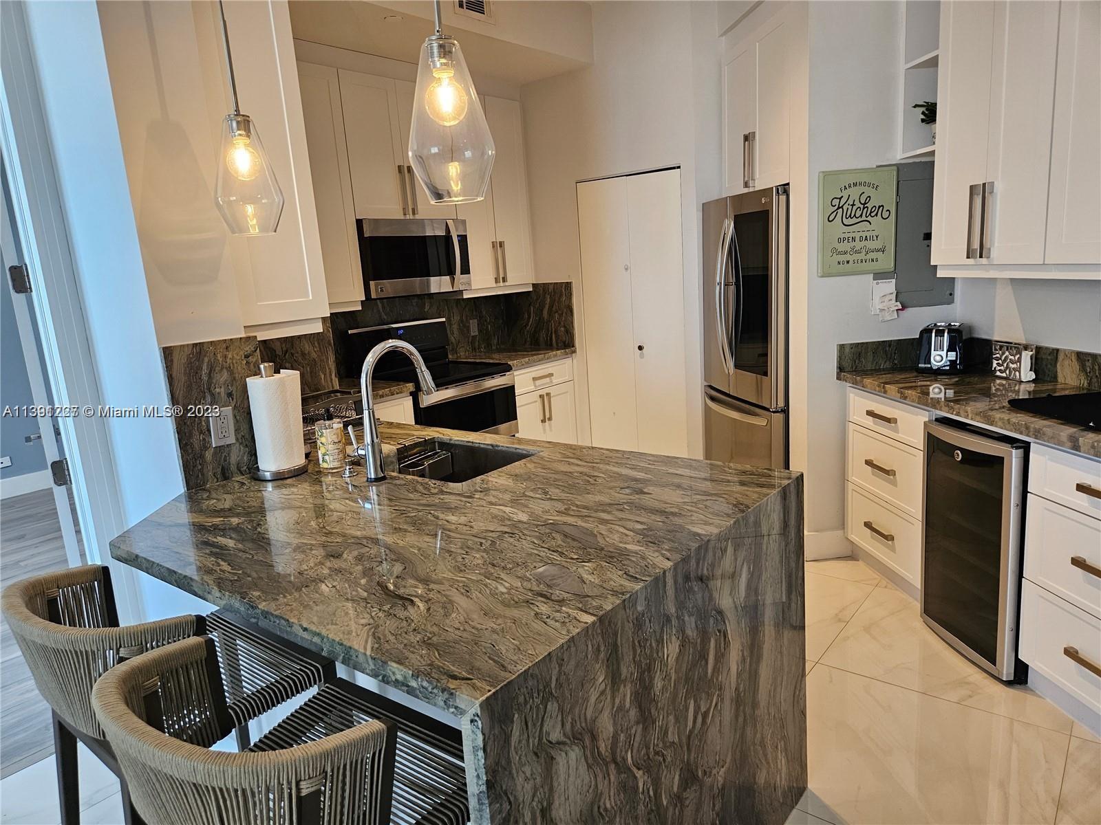 ONE TEQUESTA POINT - Residential Lease