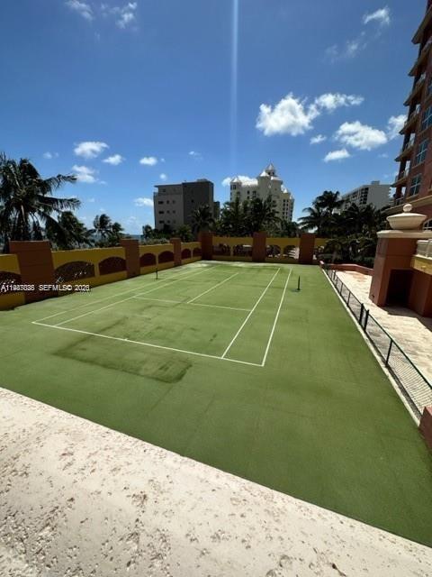 PALMS TOWER ONE CONDO - Residential
