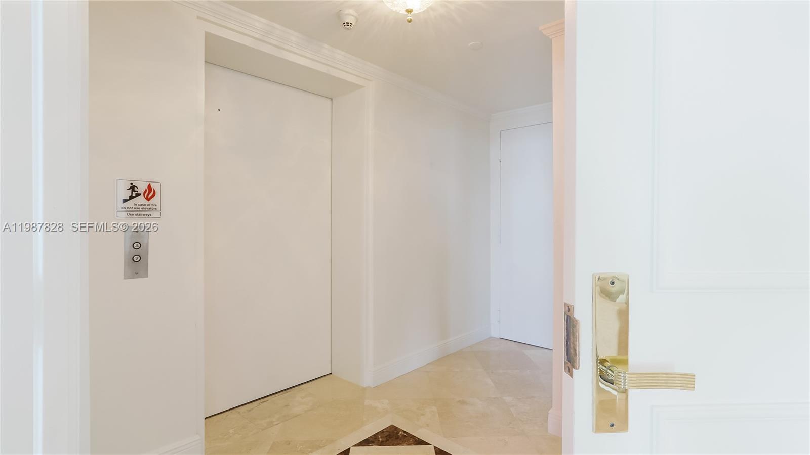 PALMS TOWER ONE CONDO - Residential
