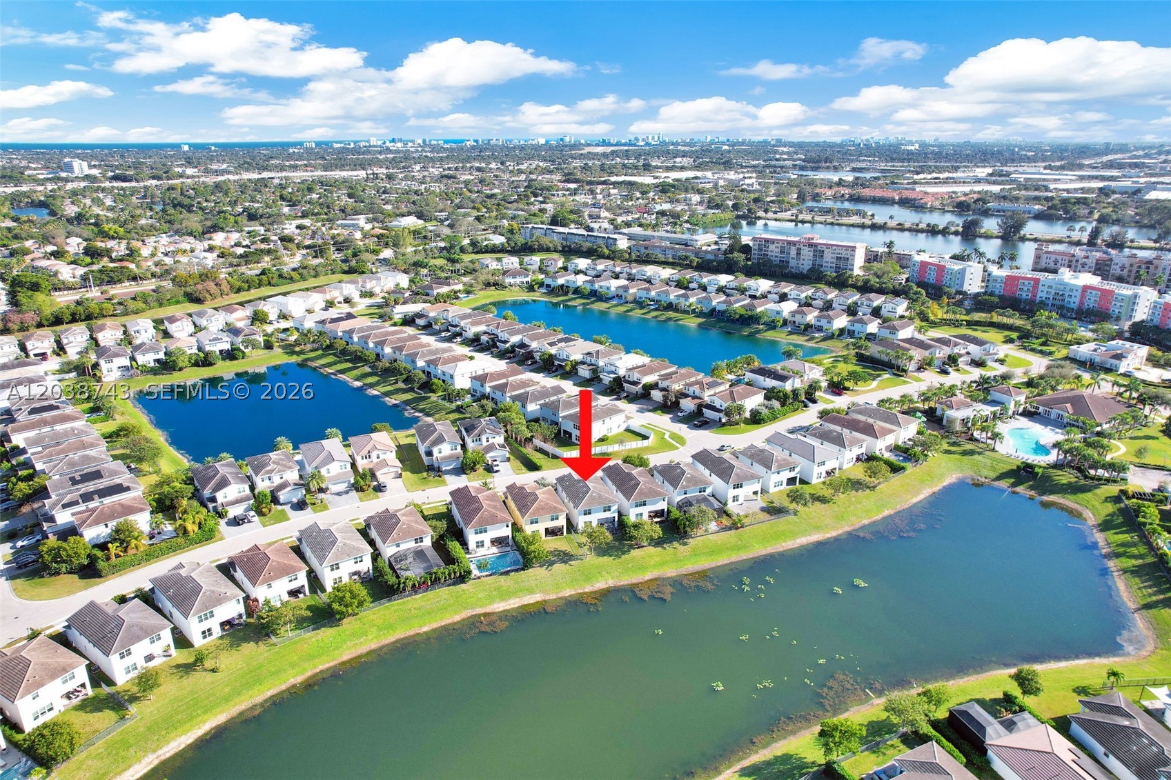 CRYSTAL LAKE 1ST SEC - Residential Lease