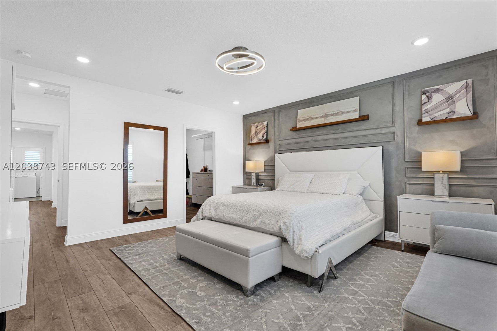 CRYSTAL LAKE 1ST SEC - Residential Lease
