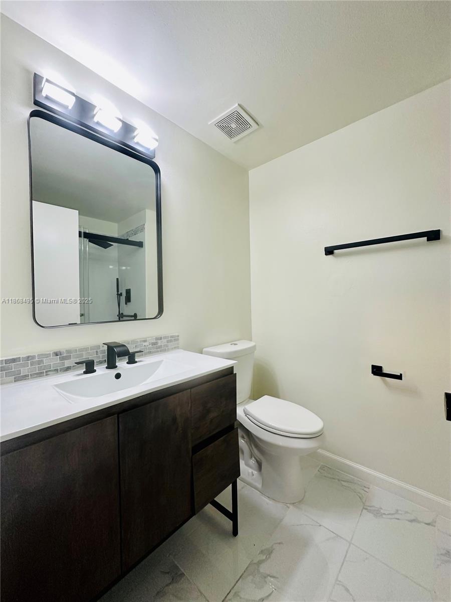 LAND SECTION 6-NORTH - Residential Lease