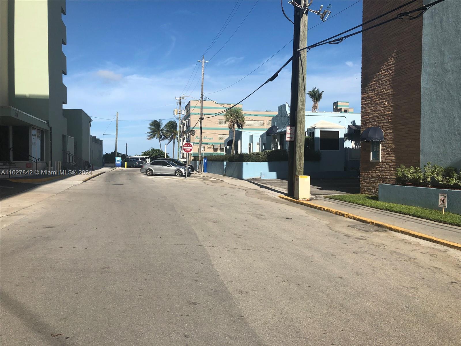 WINDWOOD SEAS CONDO - Residential