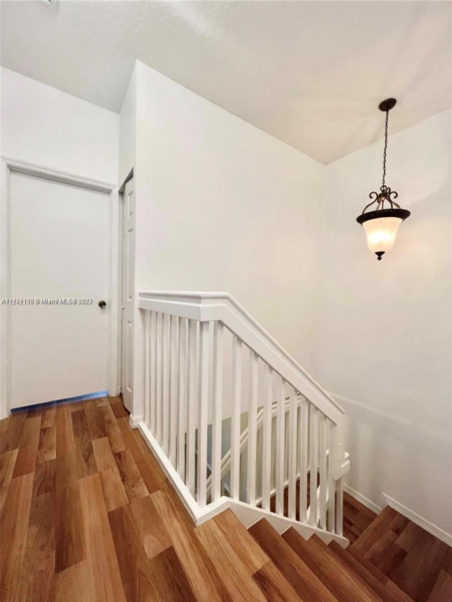 VILLAS AT HARBOR ISLES CO - Residential