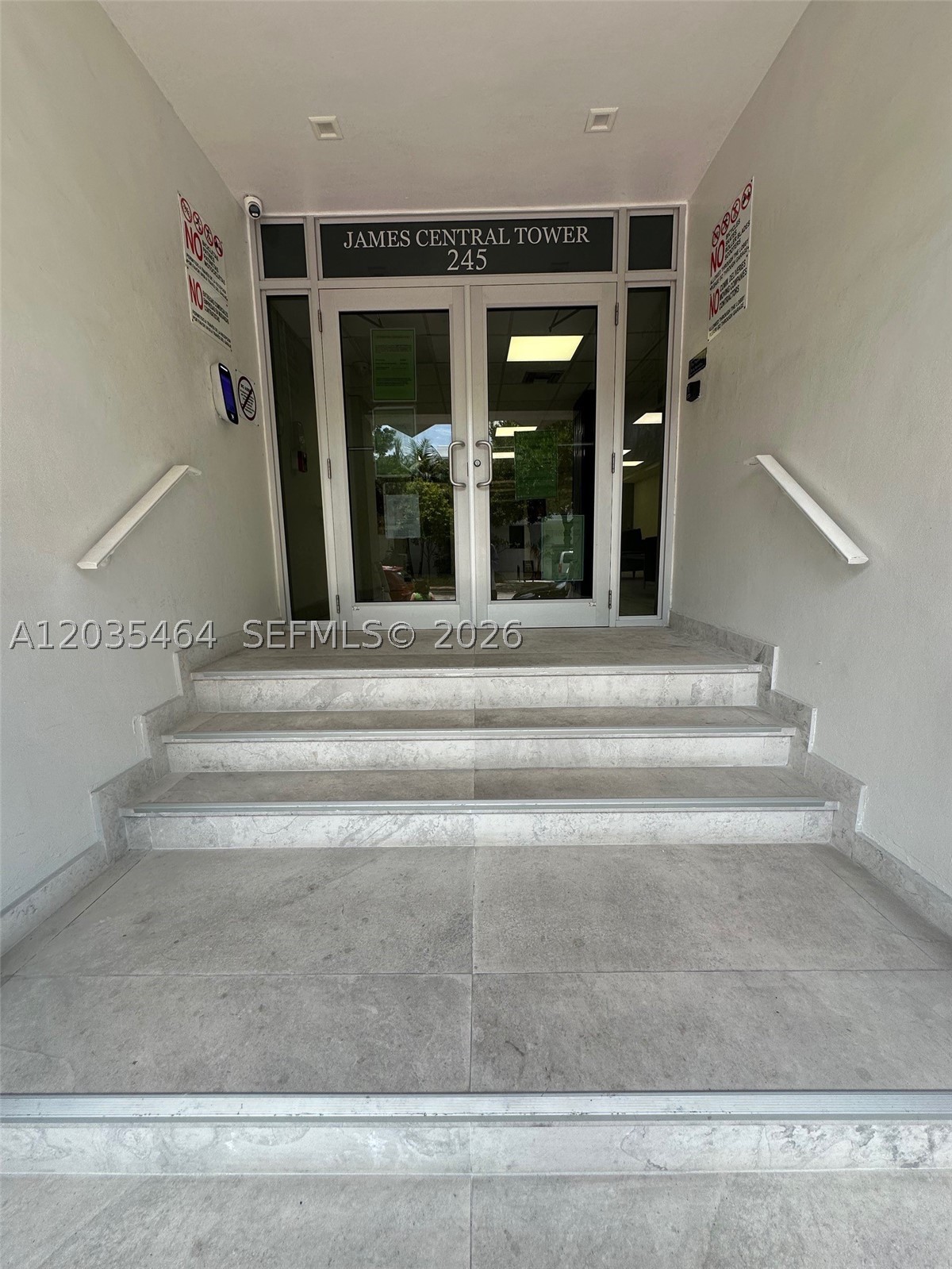 JAMES CENTRAL TOWERS COND - Residential Lease