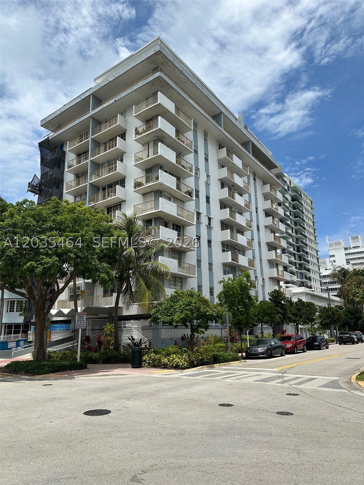 JAMES CENTRAL TOWERS COND - Residential Lease