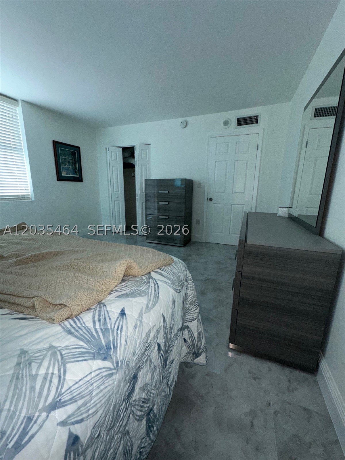 JAMES CENTRAL TOWERS COND - Residential Lease
