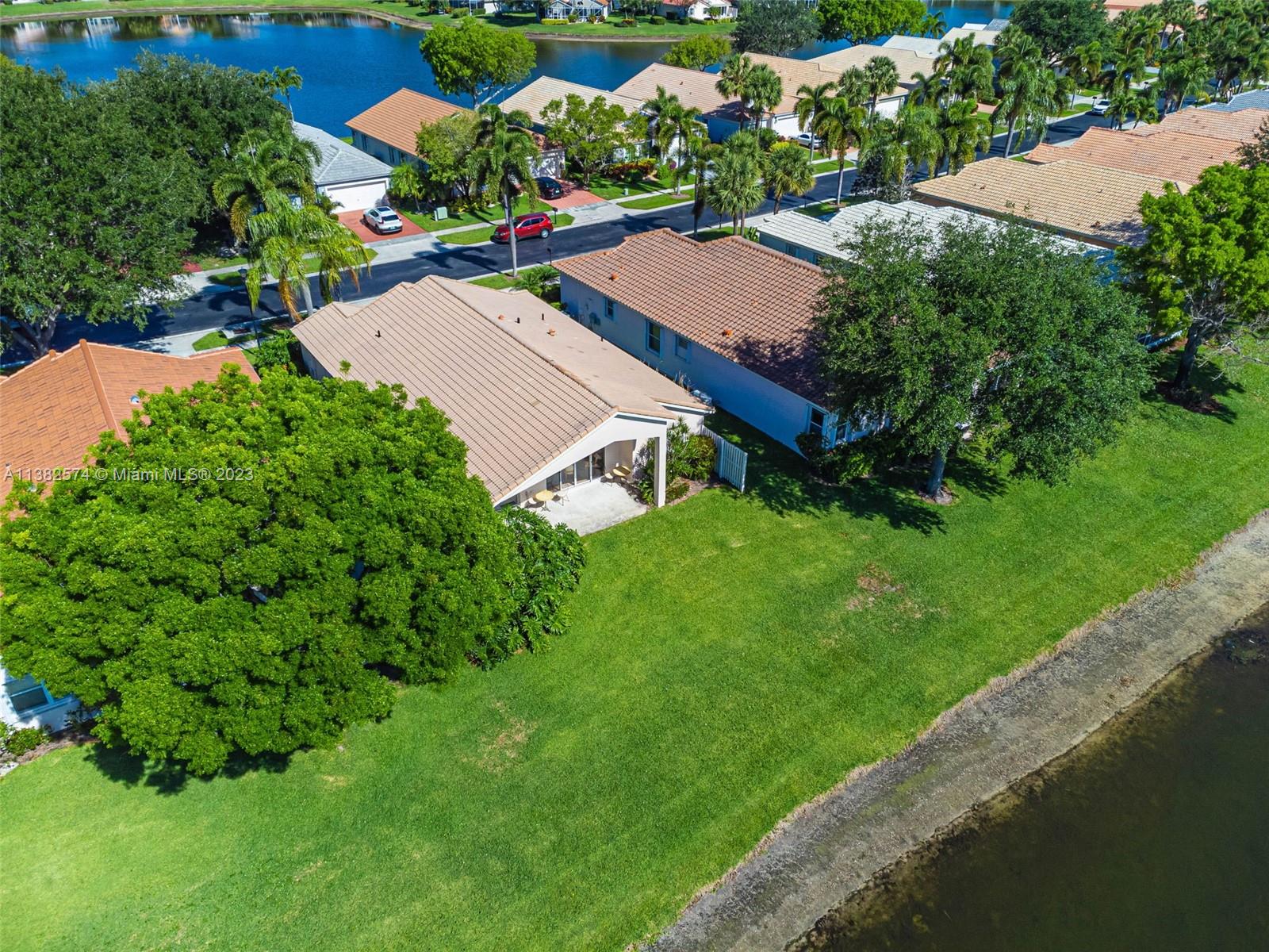 CORAL LAKES IV - Residential