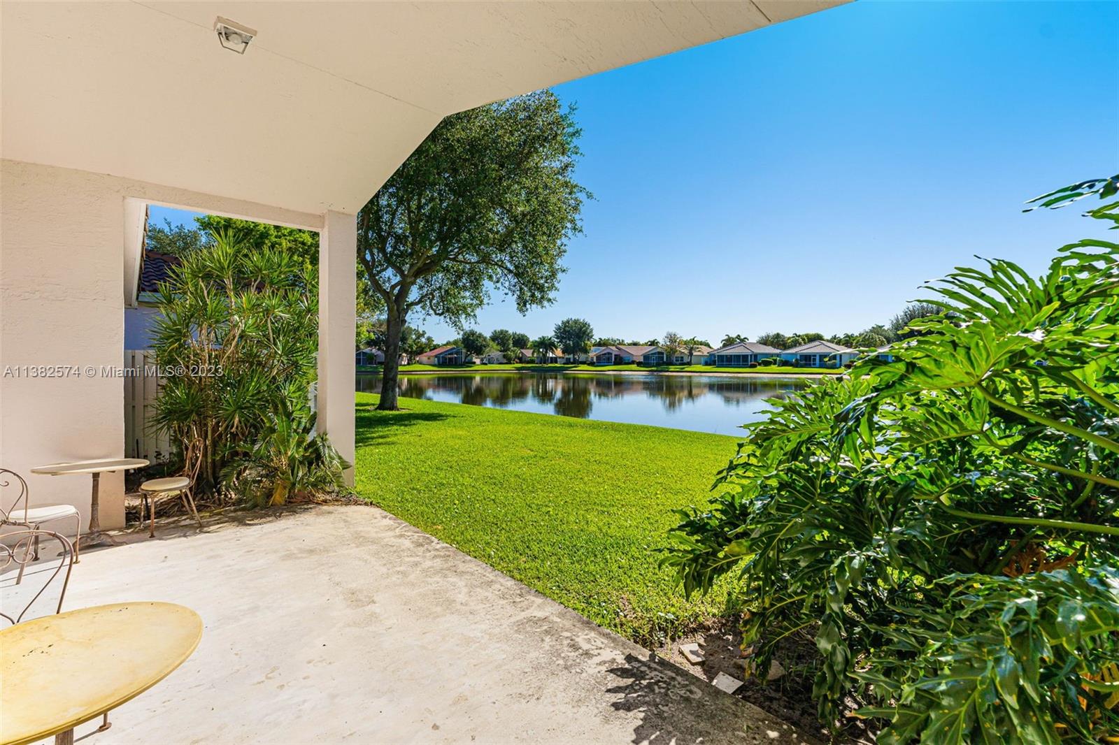 CORAL LAKES IV - Residential