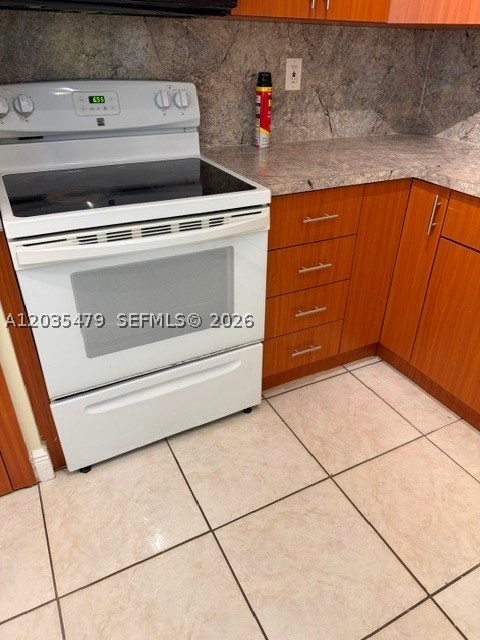 ROLLING GREEN CONDO C - Residential