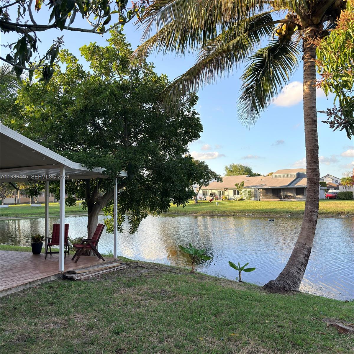 FOUR PALM LAKES AT PEMBRO - Residential