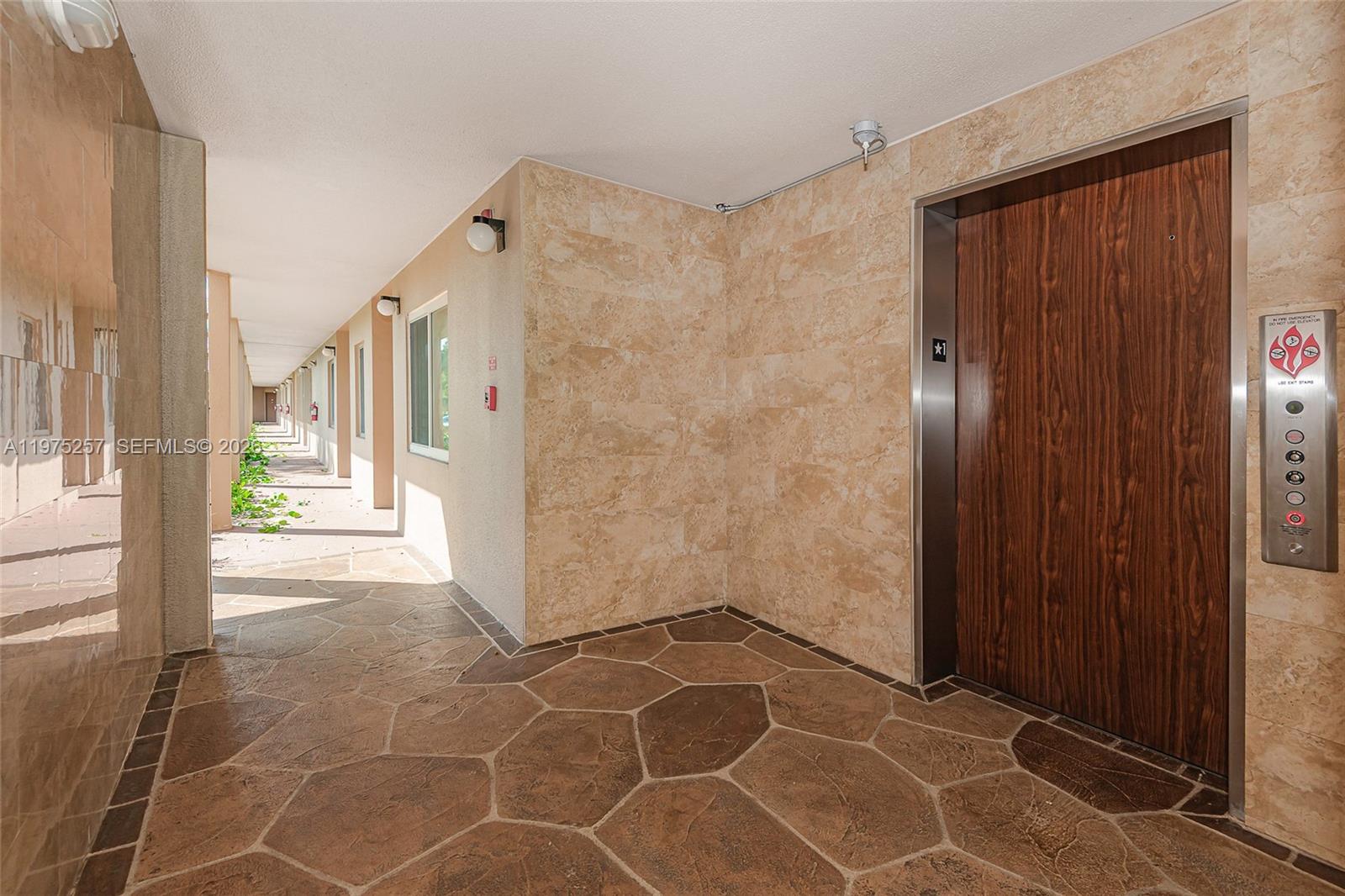 SUFFOLK AT CENTURY VILLAG - Residential