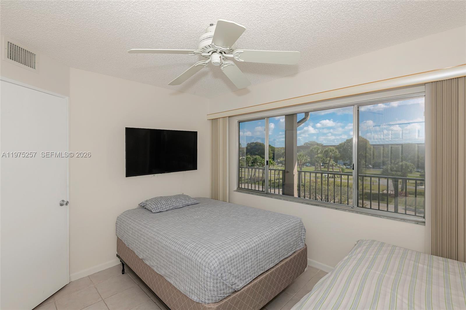 SUFFOLK AT CENTURY VILLAG - Residential