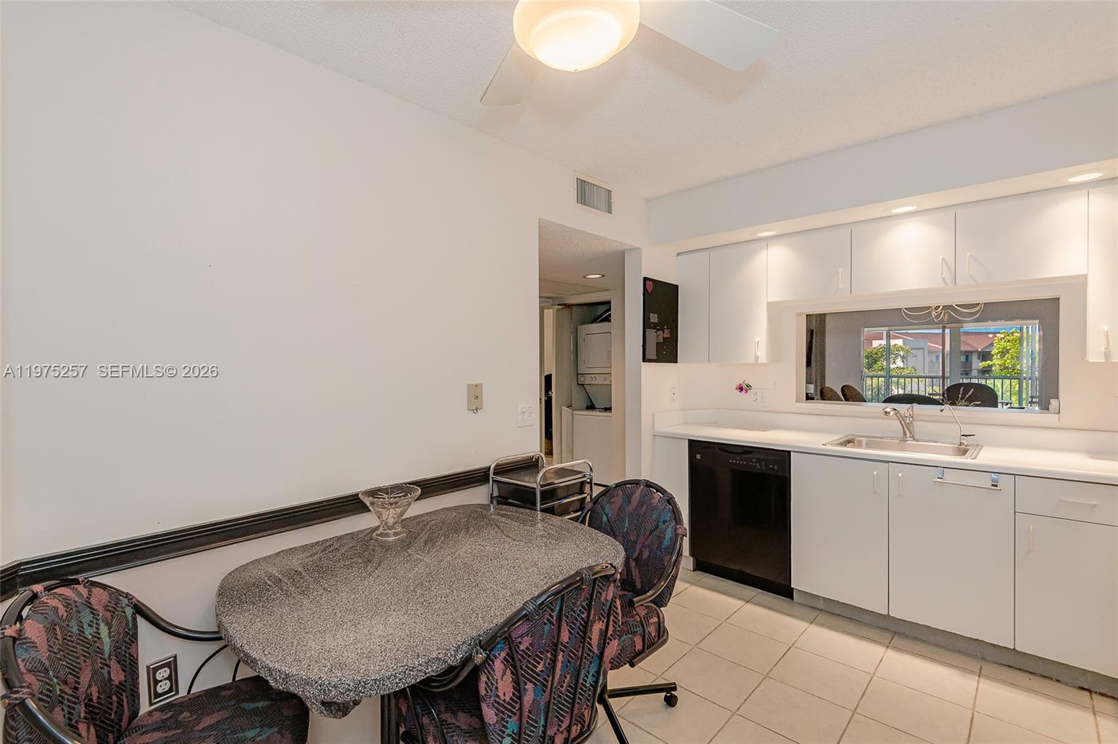 SUFFOLK AT CENTURY VILLAG - Residential