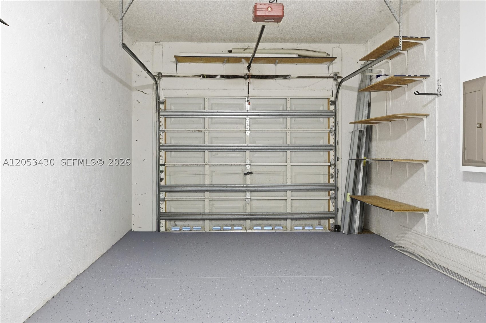SECTORS 3 & 4 BOUNDARY PL - Residential Lease