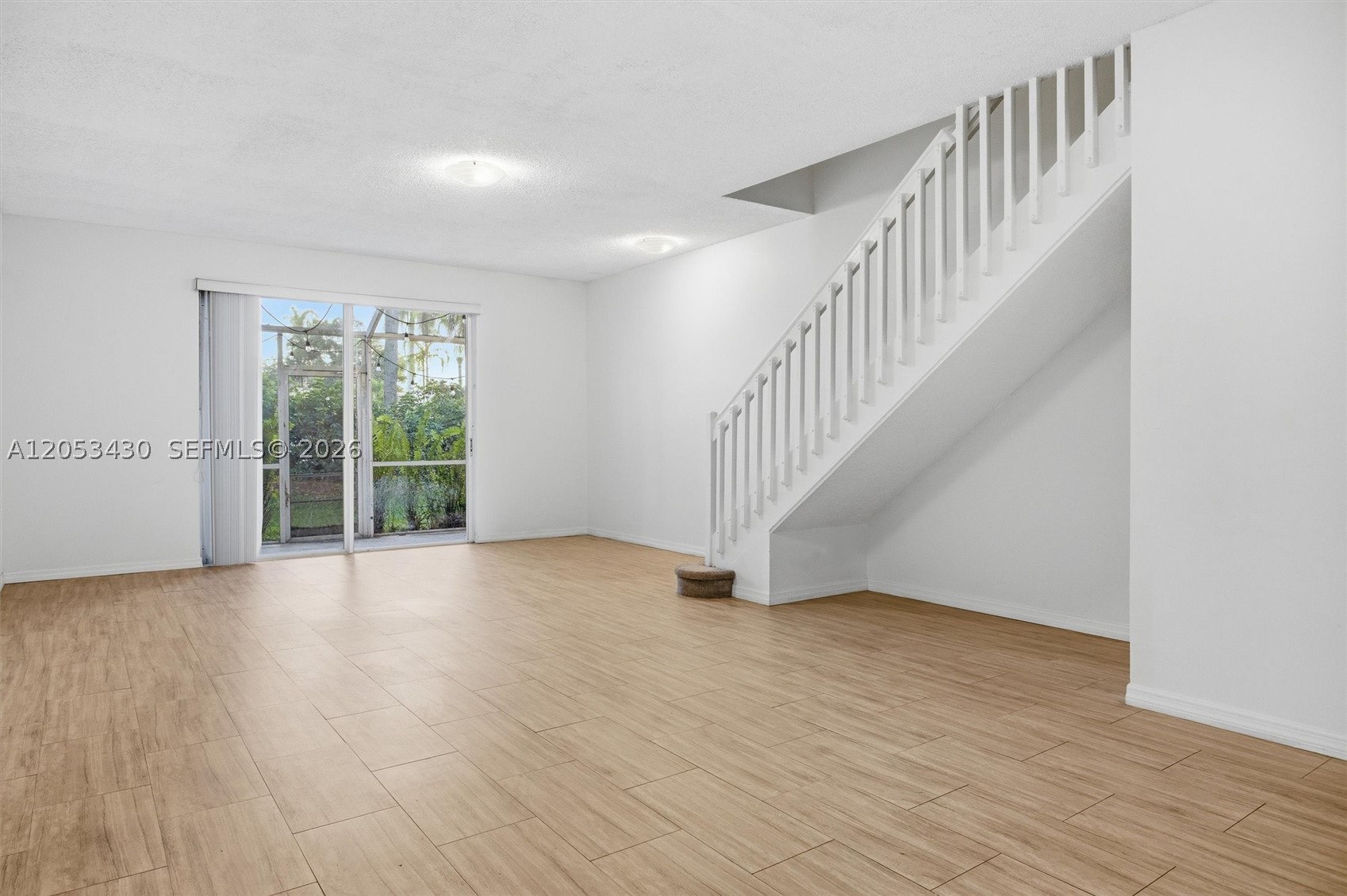 SECTORS 3 & 4 BOUNDARY PL - Residential Lease