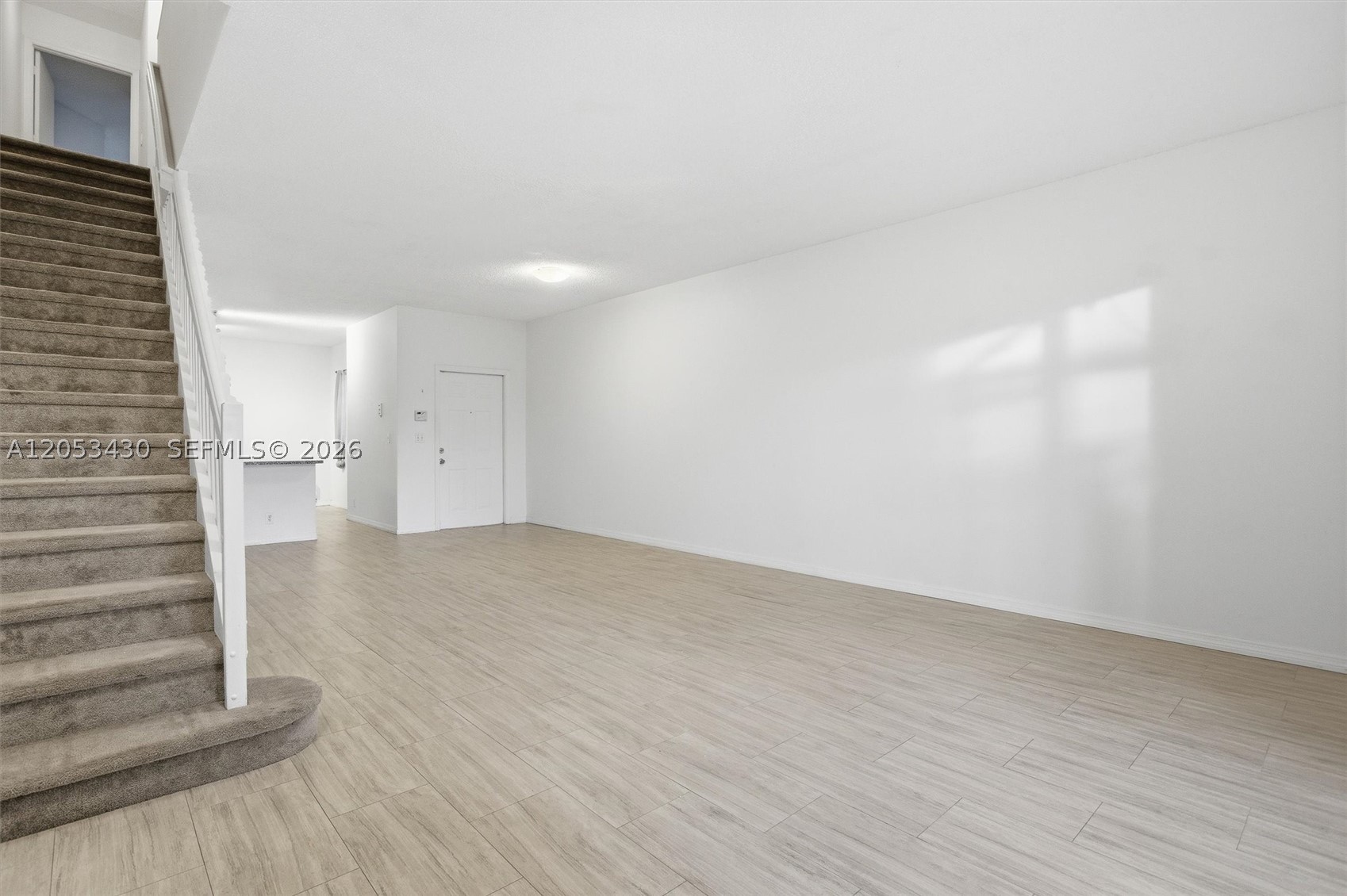 SECTORS 3 & 4 BOUNDARY PL - Residential Lease