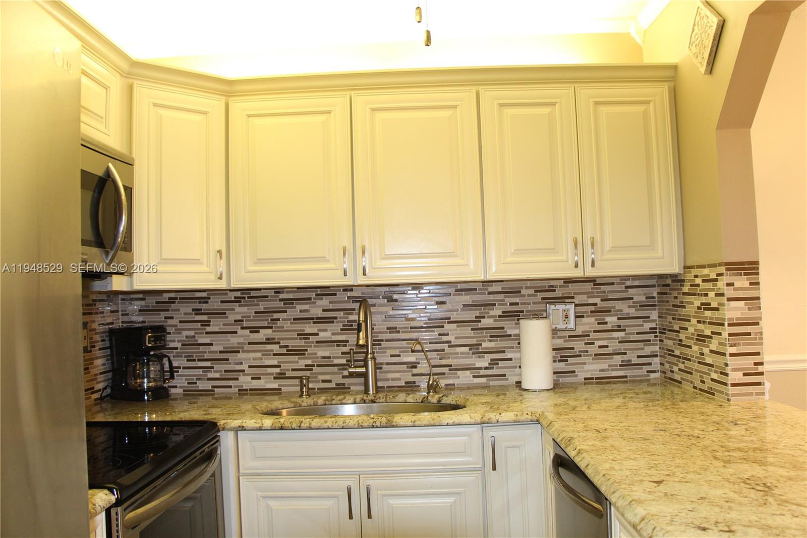 MEADOWS CONDO - Residential