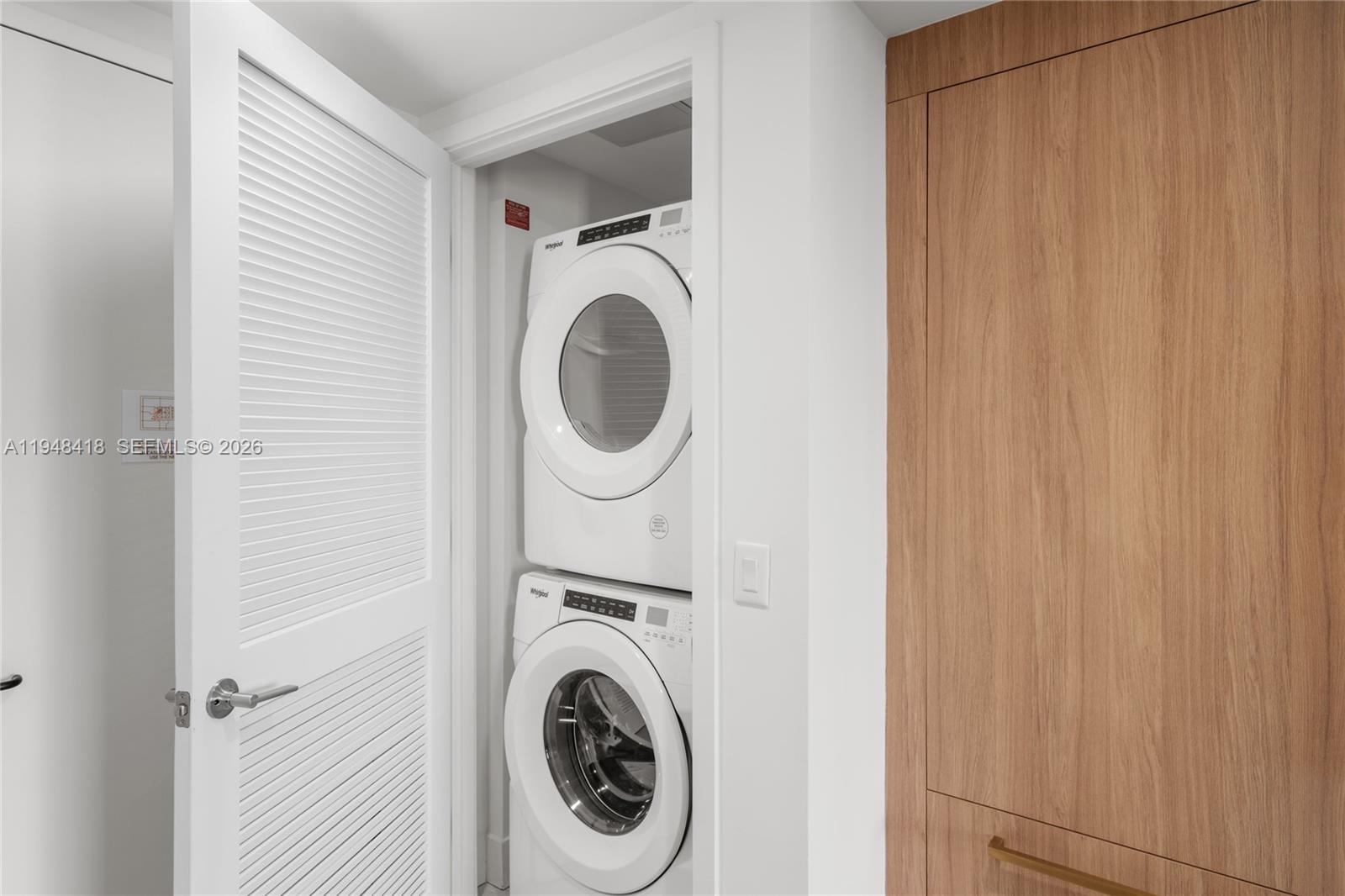 GALE CONDO HOTEL AND RESID - Residential