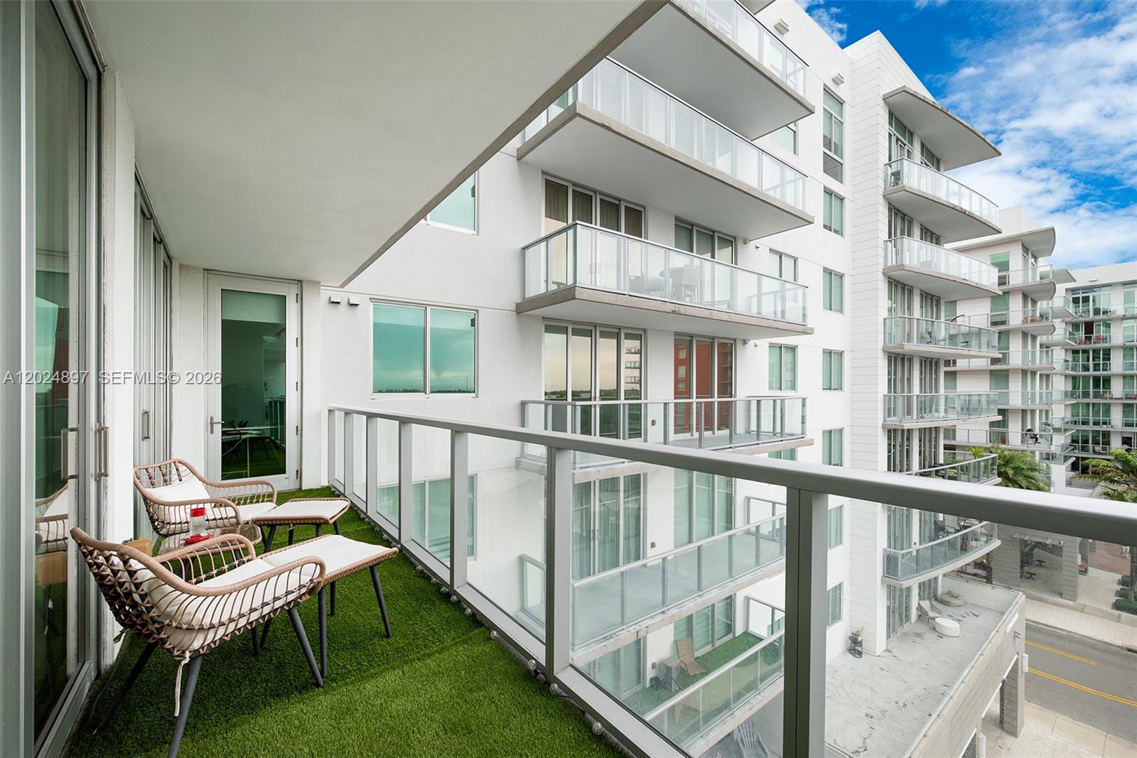 GRAND BAY COMMONS SOUTH - Residential
