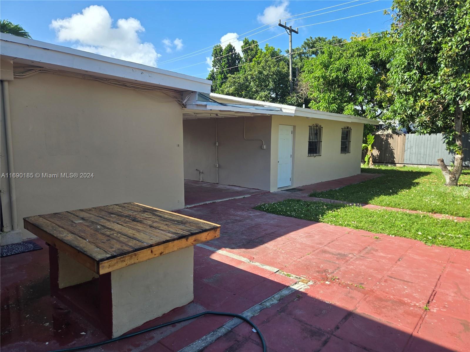 HIALEAH 13TH ADDN AMD PL - Residential