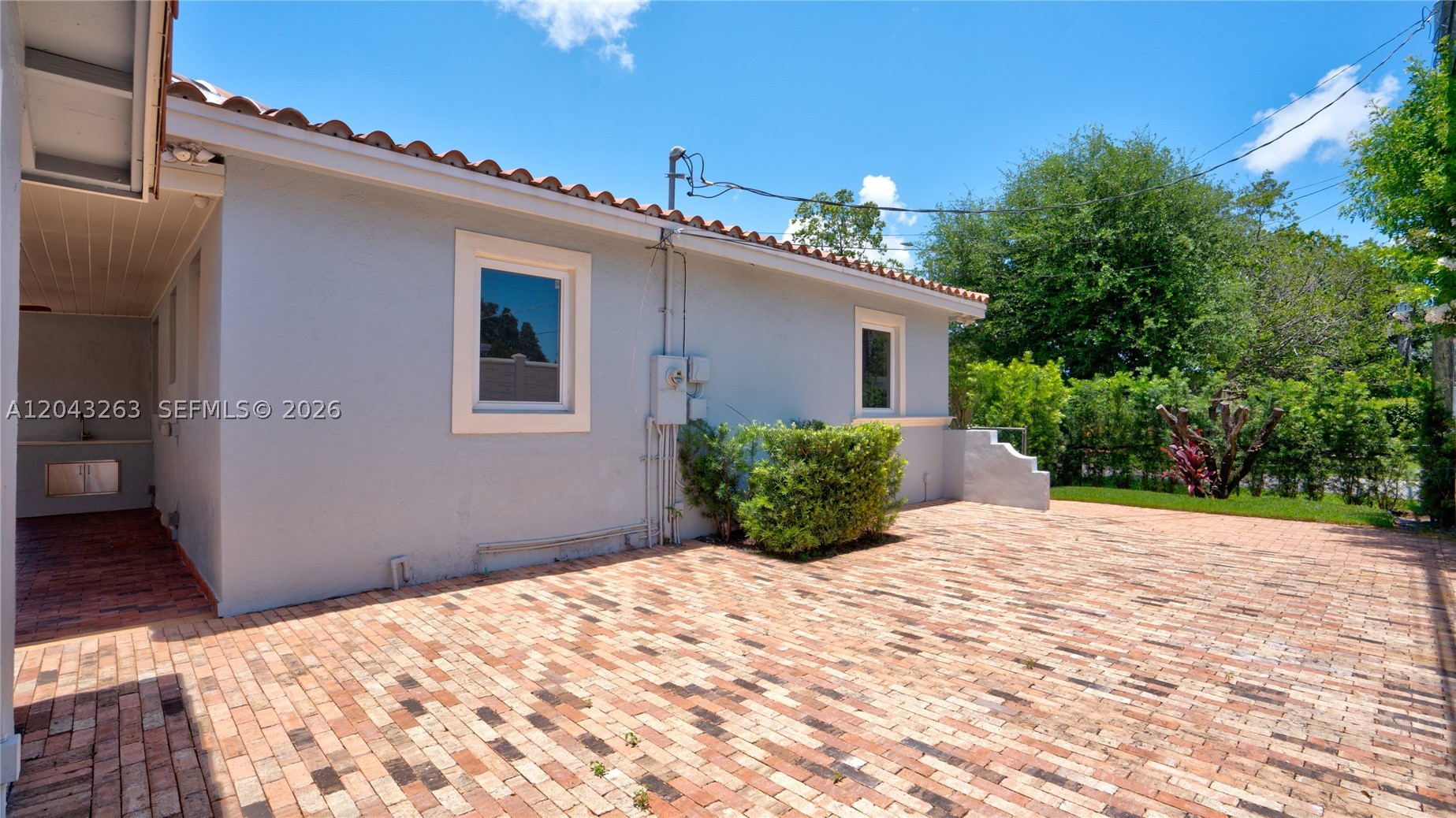 TRAIL GRANADA ADDN REV - Residential Lease