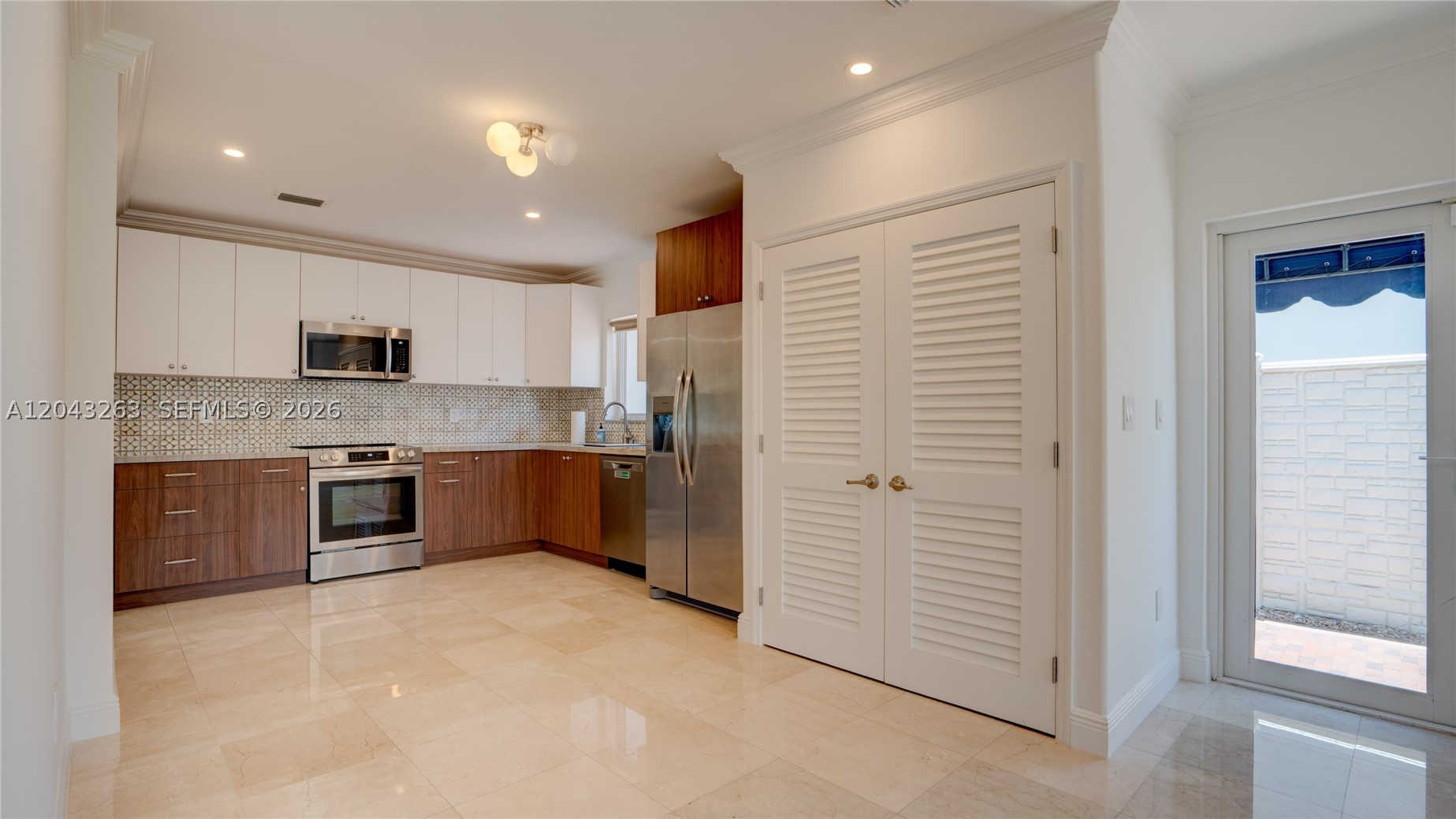 TRAIL GRANADA ADDN REV - Residential Lease