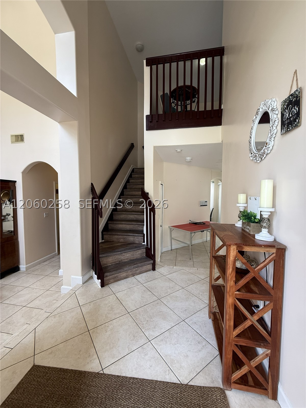 KENDALL COUNTRY ESTATES - Residential
