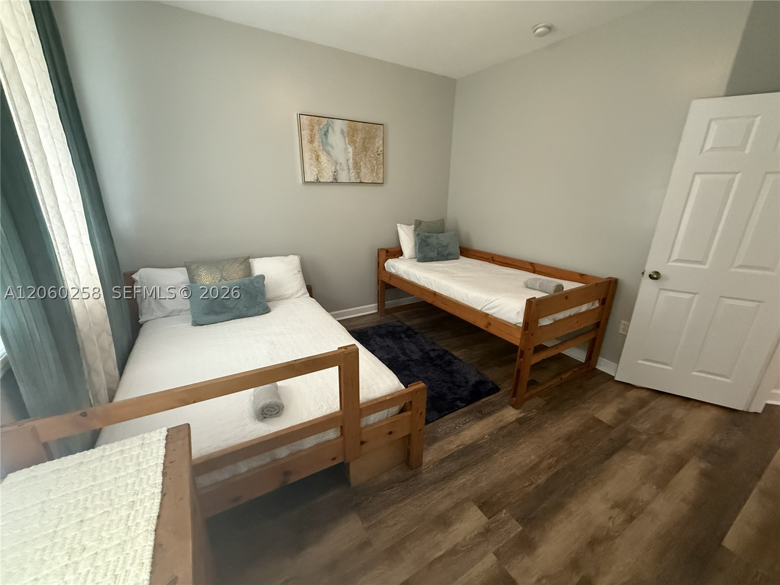 KENDALL COUNTRY ESTATES - Residential