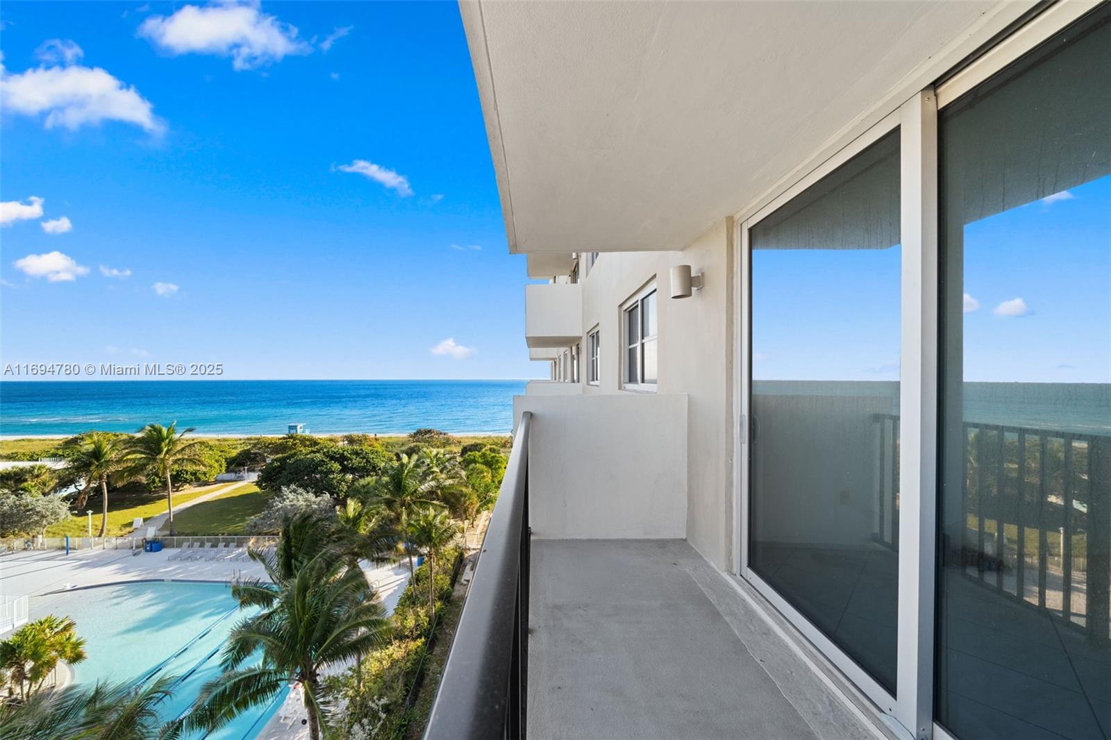 MANATEE CONDO - Residential Lease