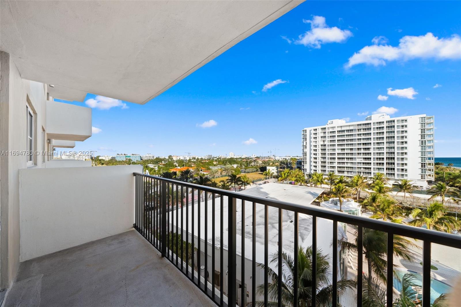 MANATEE CONDO - Residential Lease
