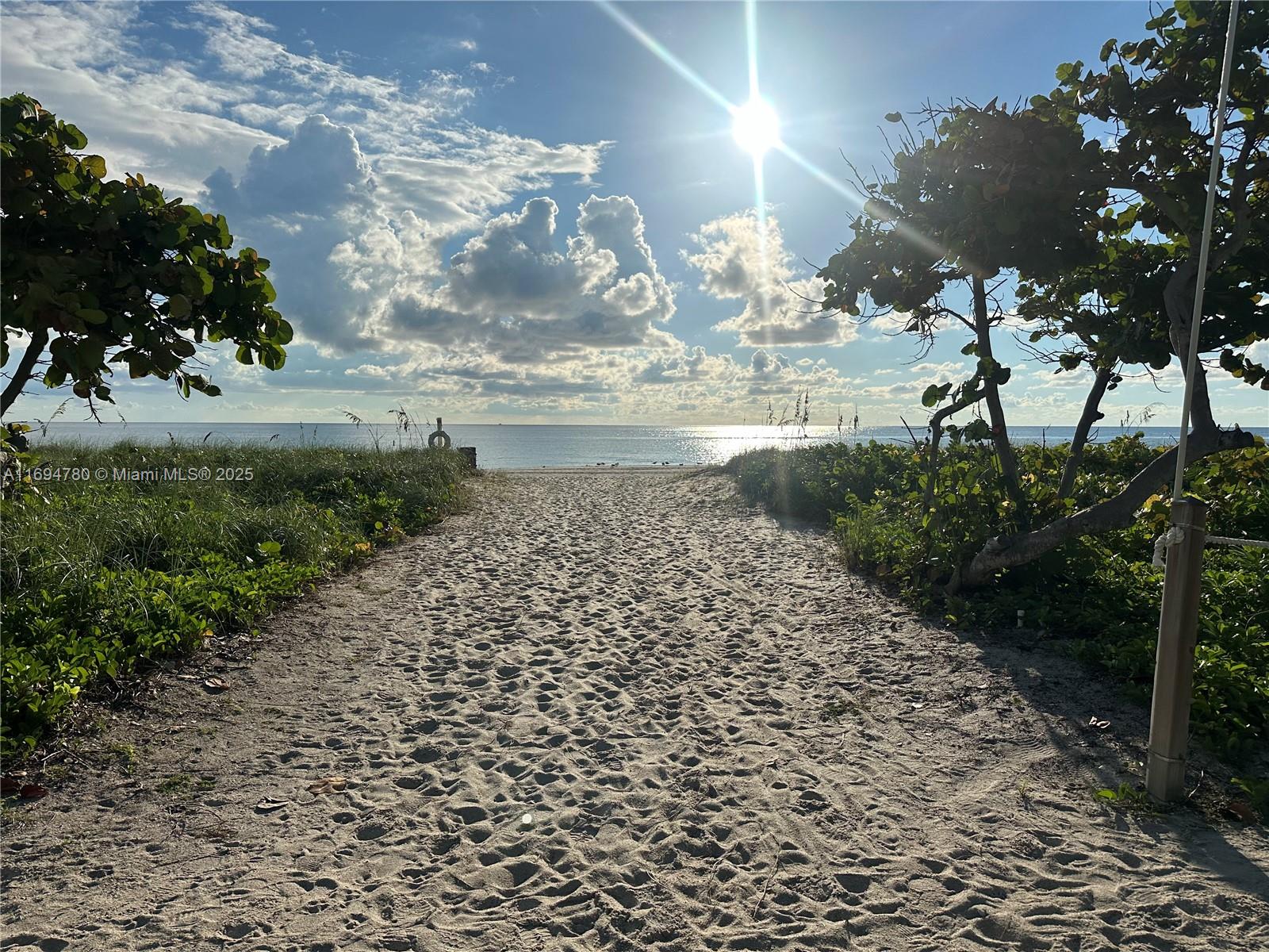 MANATEE CONDO - Residential Lease