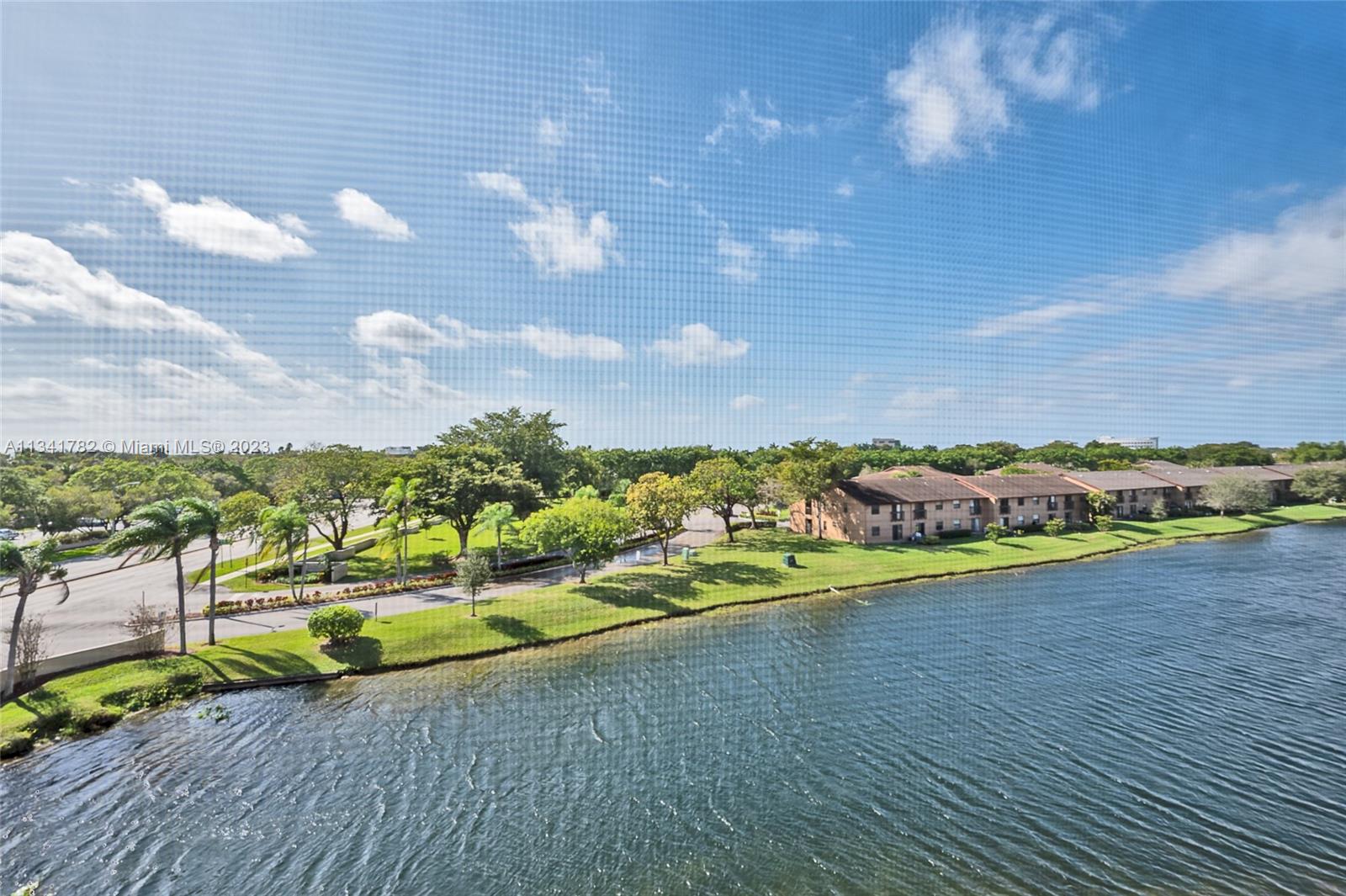 SUNRISE ISLAND CONDOMINIU - Residential