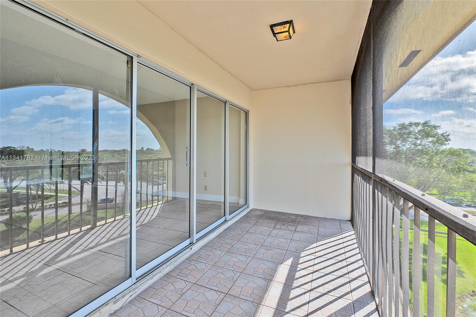 SUNRISE ISLAND CONDOMINIU - Residential